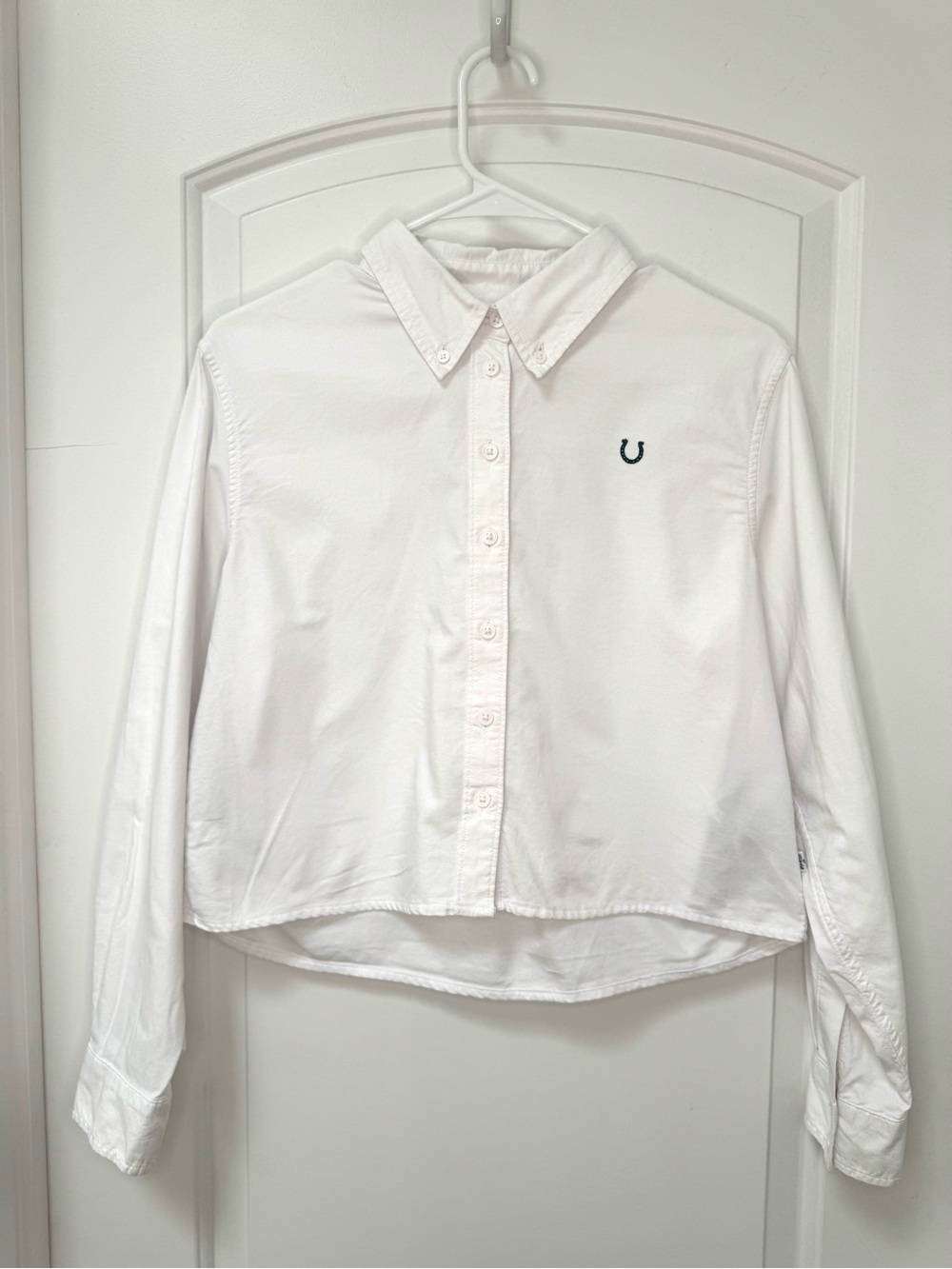 Levi’s White Button Down Shirt Crop Embroidered Horseshoe Logo Sz S